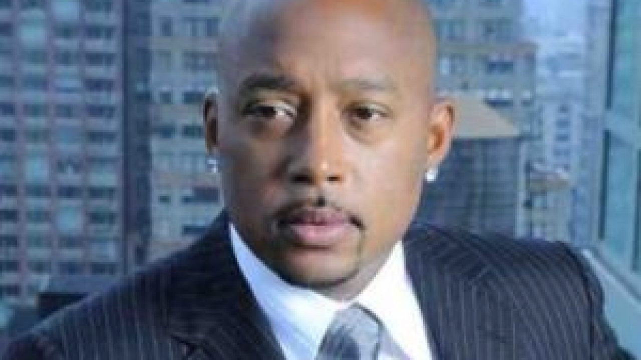 Shark Tank co-star Daymond John gets restraining order on former show  contestants - CBS News