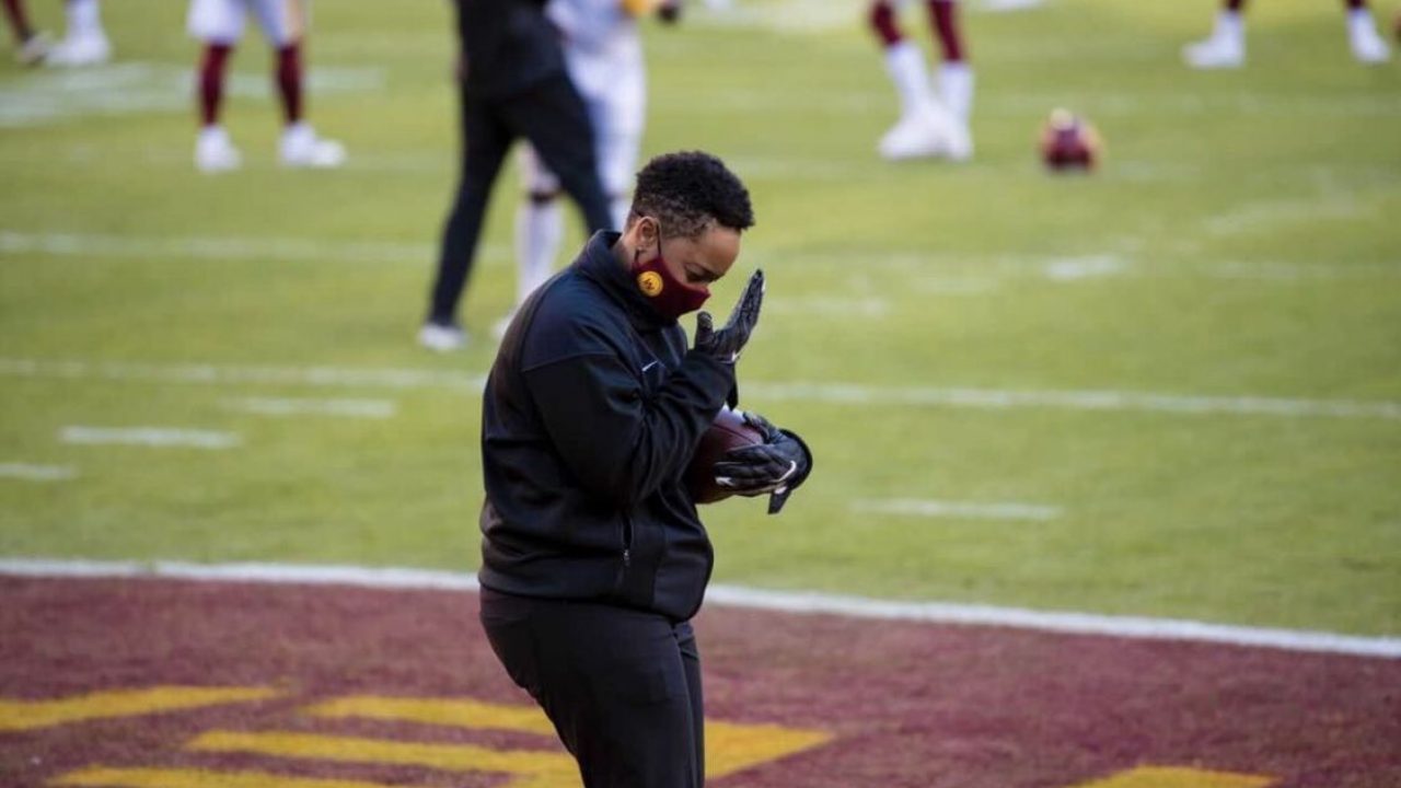 The Washington Football Team's Jennifer King Becomes First Black Female  Assistant Position Coach in the NFL