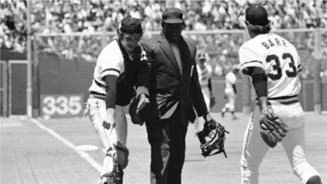 FIRST AFRICAN-AMERICAN UMPIRE - Film & Video Stock