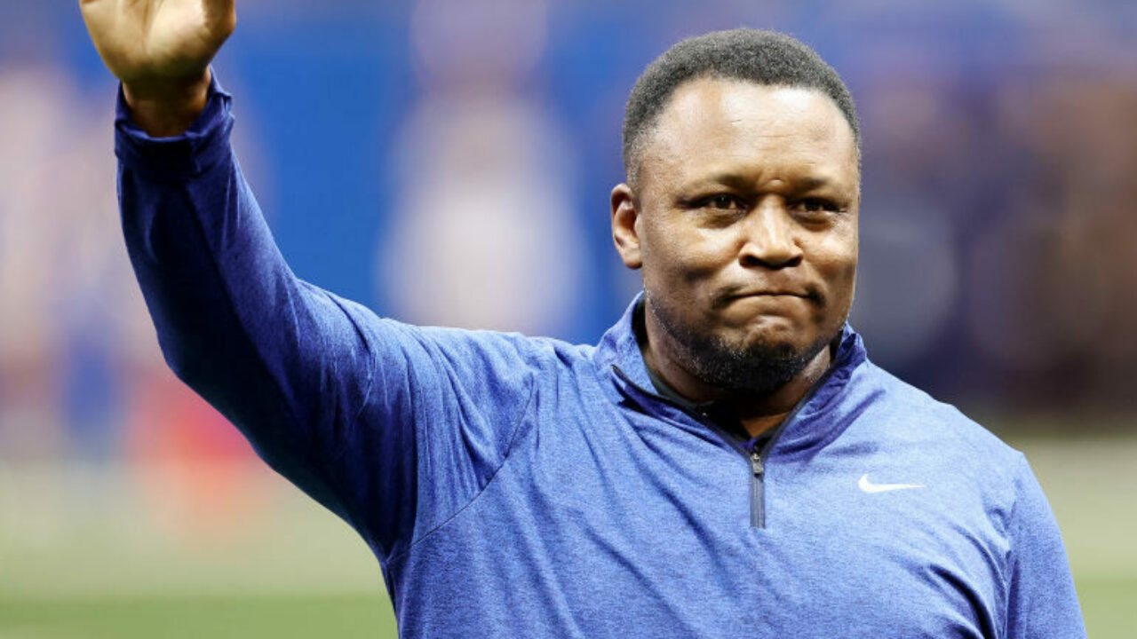 It's a tremendous, tremendous honor': Barry Sanders speaks on Ford