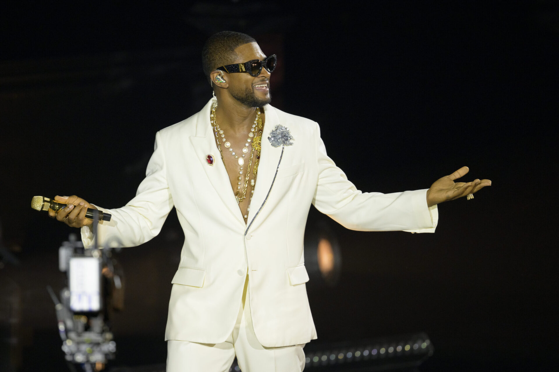 Usher Teams Up With Skims for Steamy Album Promo