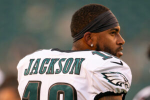 DeSean Jackson retires after 15 years in the NFL; Eagles recognize him as an honorary captain.