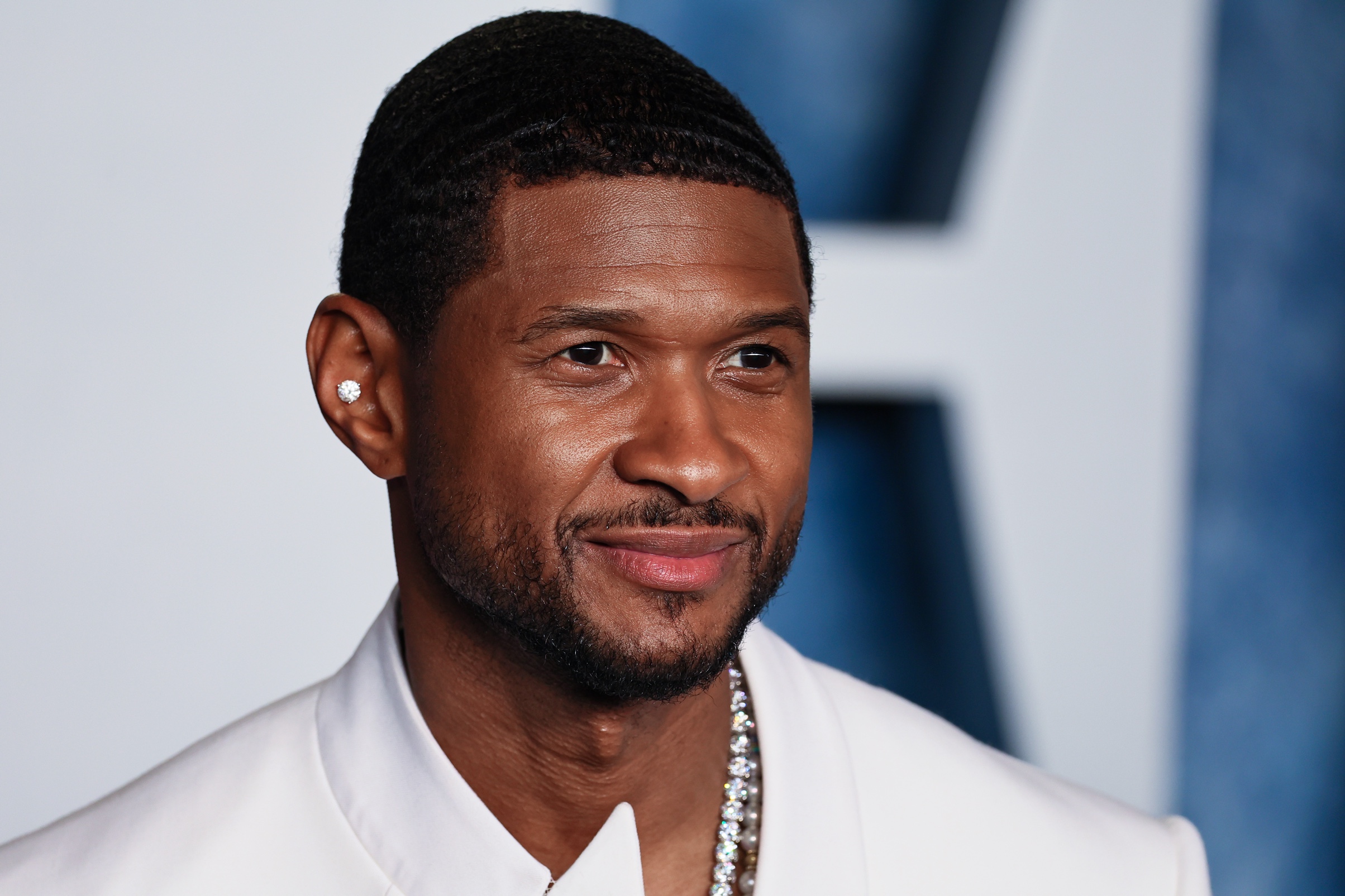 Usher On His New Album, the Super Bowl, and What's Next for Vogue's Winter  Digital Cover