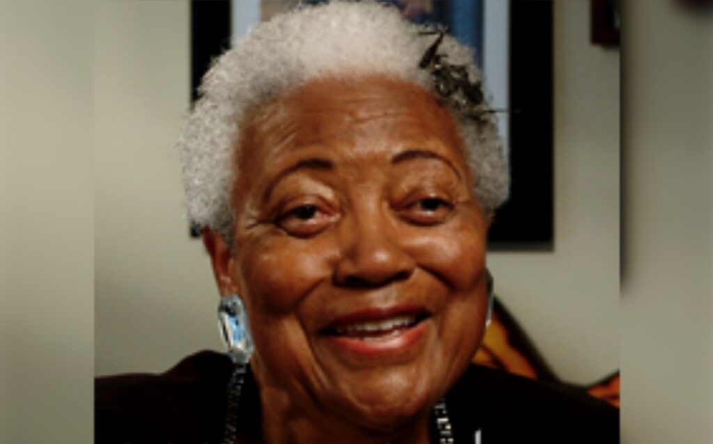 Naomi Barber King, a prominent youth and women's rights activist, has passed away at the age of 92.